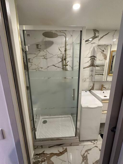Apt Moderne 2 Chambres 5 Voyageurs Párizs Kültér fotó
